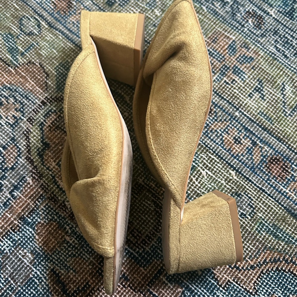 CAbi Chartreuse Women's Mules - Picture 5 of 7